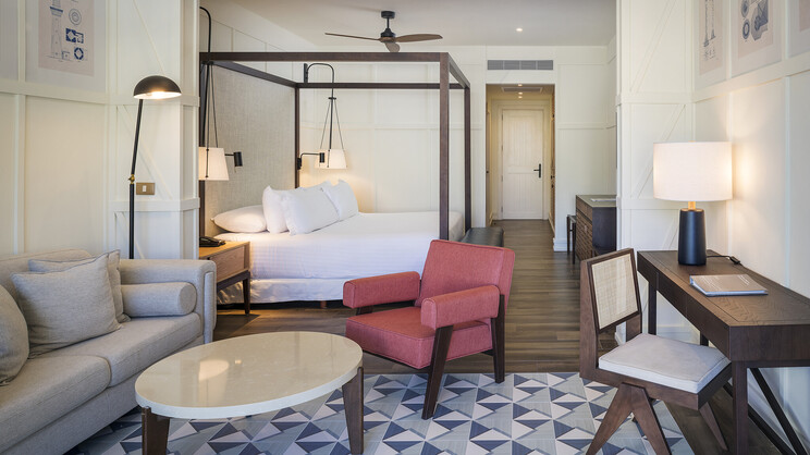 Ocean El Faro El Beso